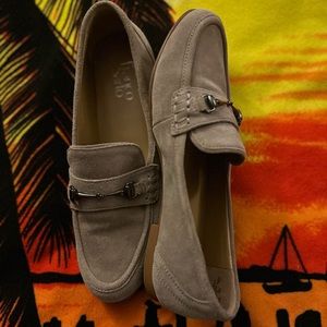 Sand tone flats - size 10